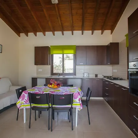 Appartamento Grecos Grove *